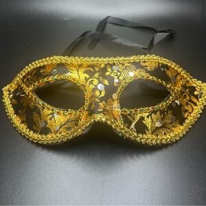 Gold Baroque Masquerade Eye Mask